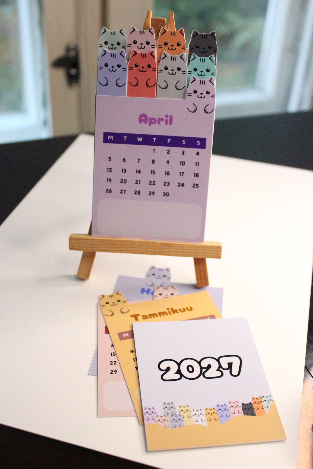 cat mini desk calendar